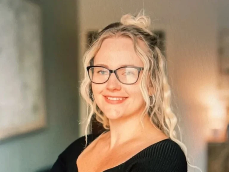 Jazmyn Parrett bio photo